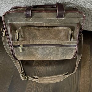 Legendary Executive Computer Briefcase